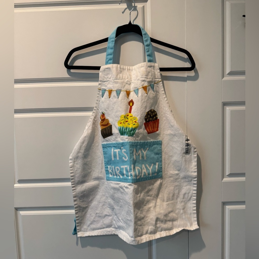 Williams Sonoma Child’s It’s my birthday Cooking Apron Birthday Cake Party